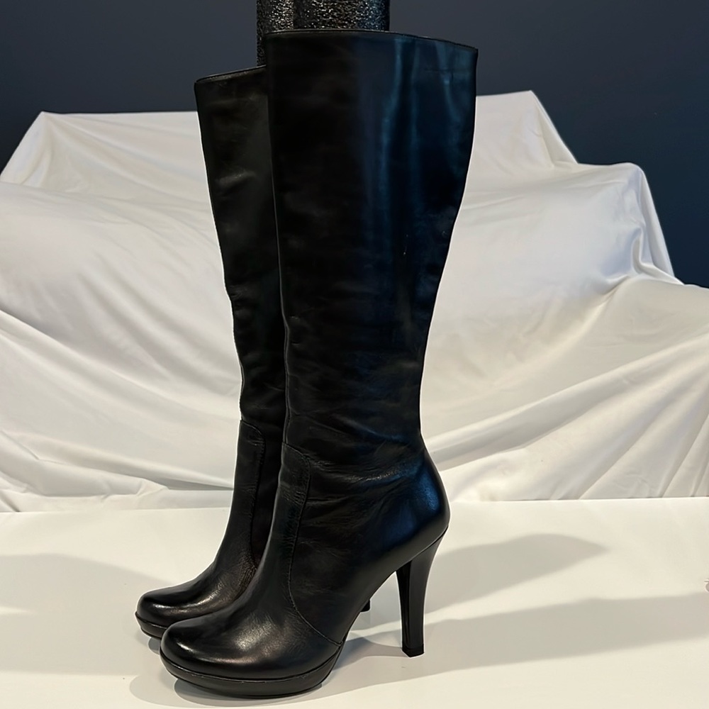Michael leather heeled boot